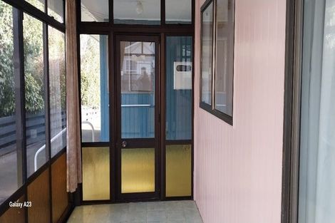 Photo of property in 278 Wellington Road, Wainuiomata, Lower Hutt, 5014