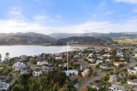 Photo of property in 7 Joseph Banks Drive, Whitby, Porirua, 5024