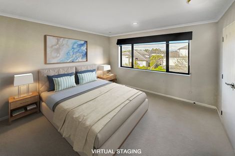 Photo of property in 5 Gibbston Crescent, Flat Bush, Auckland, 2016