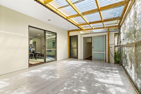 Photo of property in 4/17 Neta Grove, Henderson, Auckland, 0612