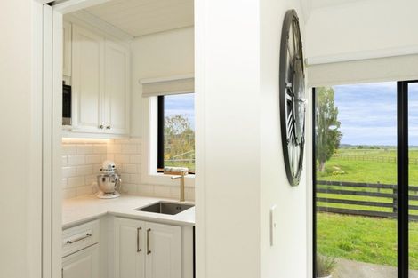 Photo of property in 45 Ringawhati Road, Otaki, 5583