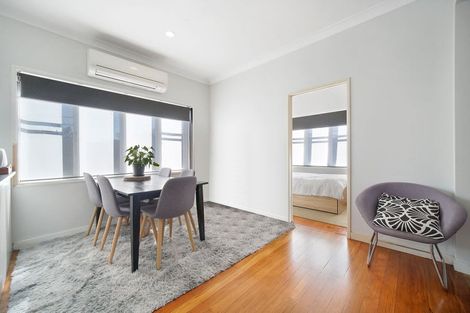 Photo of property in 1 Kingswood Road, Papatoetoe, Auckland, 2025