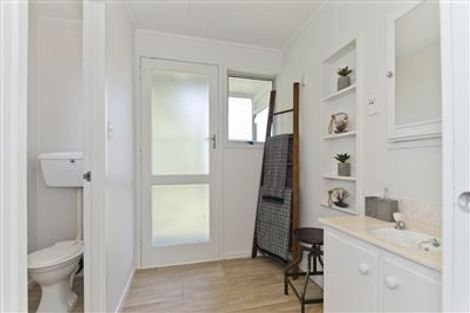 Photo of property in 411 Mahurangi East Road, Snells Beach, 0920