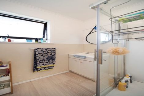 Photo of property in 44 Harwood Crescent, Otara, Auckland, 2023