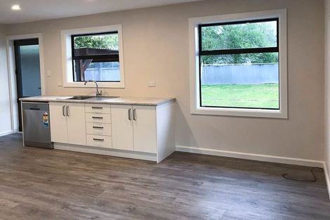 Photo of property in 47 Liverton Crescent, Bishopdale, Christchurch, 8053