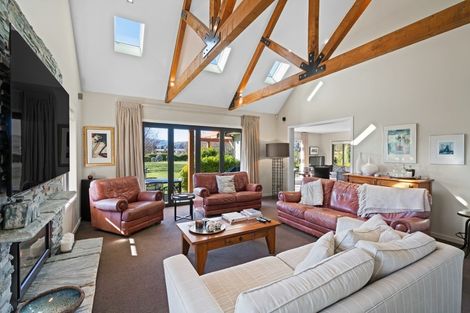 Photo of property in 1 Hidden Hills Drive, Wanaka, 9305