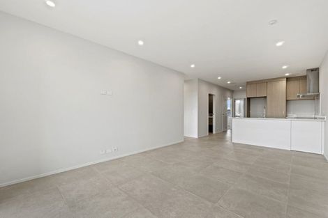 Photo of property in 13/18 Paraone Crescent, Takanini, 2112