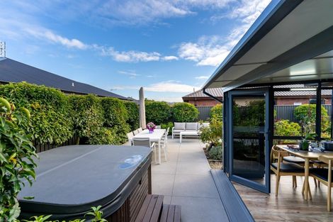 Photo of property in 13 Copperfield Close, Mosgiel, 9024