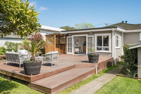 Photo of property in 171 Kawai Street South, Nelson South, Nelson, 7010