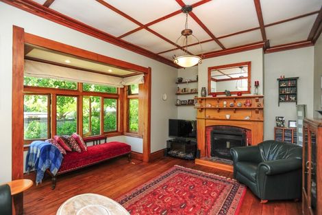 Photo of property in 35 Iona Road, Havelock North, 4130