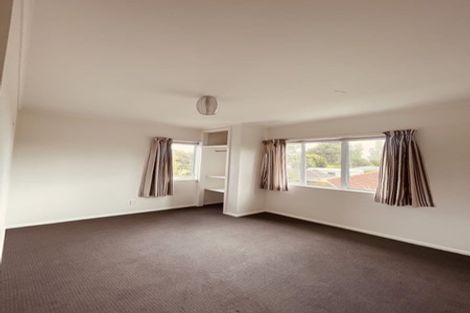 Photo of property in 49 Neil Avenue, Te Atatu Peninsula, Auckland, 0610