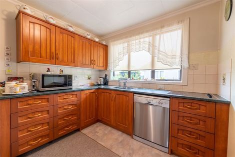 Photo of property in 6 Moorhouse Street, Waimate, 7924