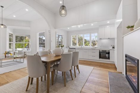 Photo of property in 25 Princes Street, Northcote Point, Auckland, 0627