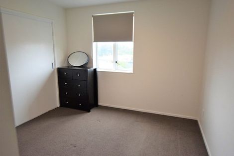 Photo of property in 75 Grove Road, Papakura, 2110