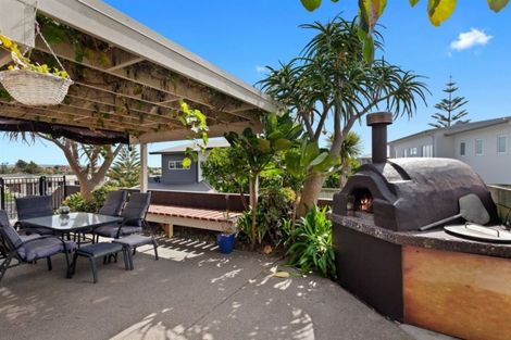 Photo of property in 18 Ocean View Road, Coastlands, Whakatane, 3120