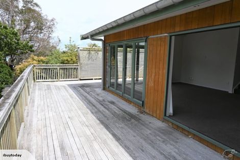 Photo of property in 20 George Street, Surfdale, Waiheke Island, 1081