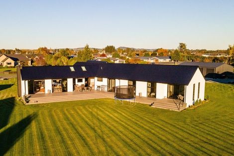 Photo of property in 15 Longwood Drive, Winton, 9720