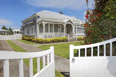 Photo of property in 402 Lascelles Street, Saint Leonards, Hastings, 4120