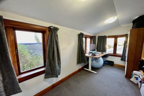 Photo of property in 73 Majoribanks Street, Mount Victoria, Wellington, 6011
