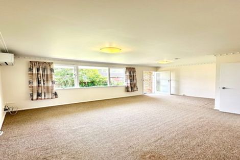 Photo of property in 2/236 Pakuranga Road, Pakuranga Heights, Auckland, 2010