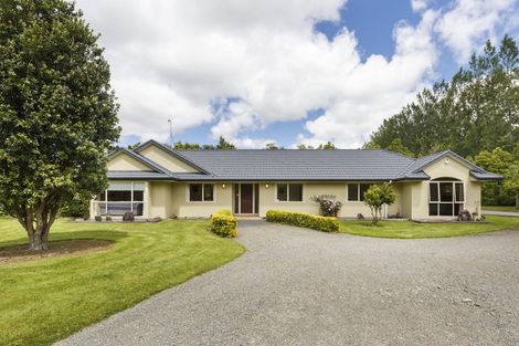 Photo of property in 29 Ngahere Park Road, Turitea, Palmerston North, 4472