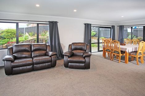 Photo of property in 24 Moira Drive, Tuakau, 2121