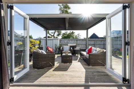 Photo of property in 30a Fairview Place, Te Puke, 3119