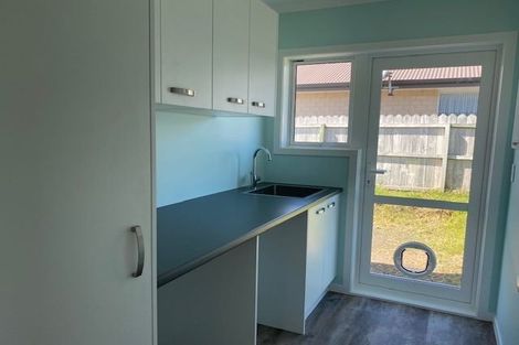 Photo of property in 14 Oxnam Place, Foxton Beach, Foxton, 4815