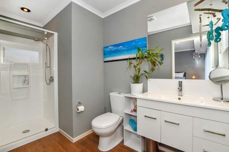 Photo of property in 23 Royal Crescent, Papamoa, 3118