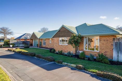 Photo of property in 436a Harewood Road, Harewood, Christchurch, 8051