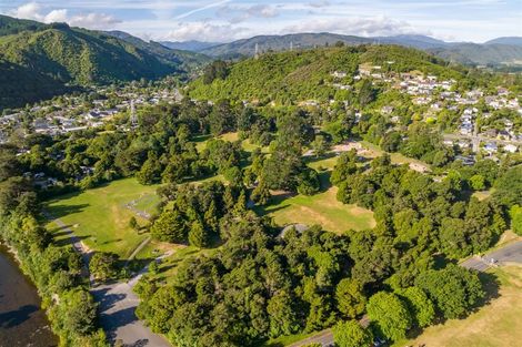 Photo of property in 1/21 Roband Crescent, Brown Owl, Upper Hutt, 5018