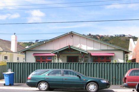 Photo of property in 137a Derwent Street, Island Bay, Wellington, 6023