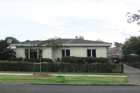 Photo of property in 5 Seddon Avenue, Papatoetoe, Auckland, 2104