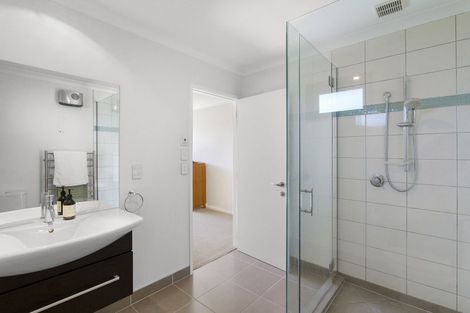 Photo of property in 9 Taylors Avenue, Bryndwr, Christchurch, 8052