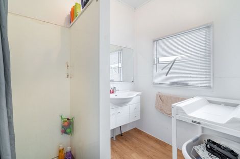 Photo of property in 98 Hokonui Drive, Gore, 9710