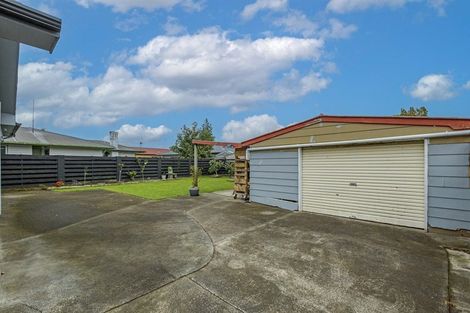Photo of property in 20 Motuoapa Place, Kelvin Grove, Palmerston North, 4414