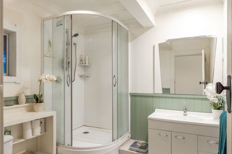 Photo of property in 370 Rimmer Road, Helensville, 0875