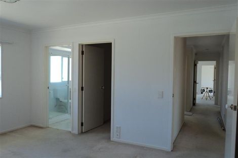 Photo of property in 57 Palmcrest Grove, Highland Park, Auckland, 2010