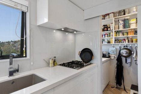 Photo of property in 7a Ridgemount Terrace, Welcome Bay, Tauranga, 3112