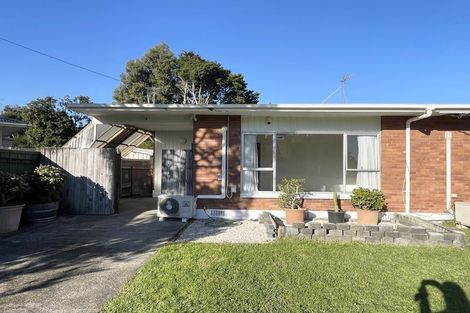 Photo of property in 1/7 Maunder Place, New Lynn, Auckland, 0600