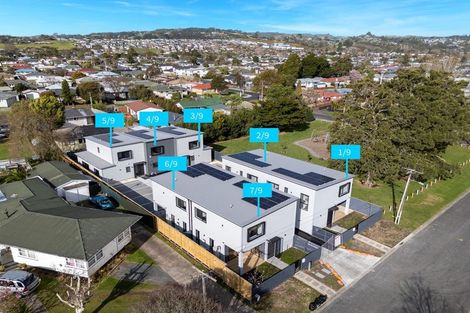 Photo of property in 2/9 Wilson Place, Papakura, 2110