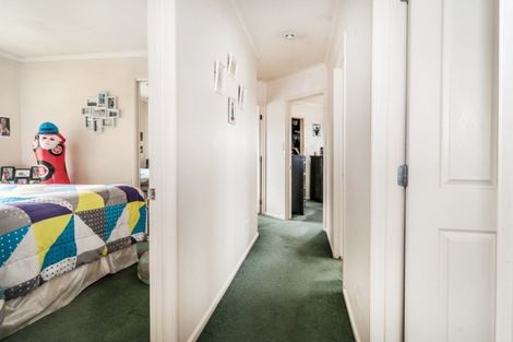 Photo of property in 41 Kellaway Drive, East Tamaki, Auckland, 2013