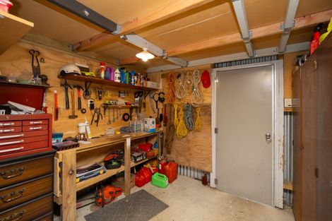 Photo of property in 658 Roberts Line, Kelvin Grove, Palmerston North, 4470