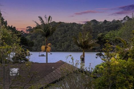 Photo of property in 13 Henry Blyth Lane, Greenhithe, Auckland, 0632