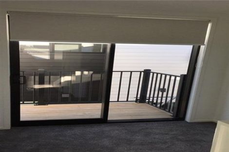 Photo of property in 5/6 St Leonards Road, Kelston, Auckland, 0602