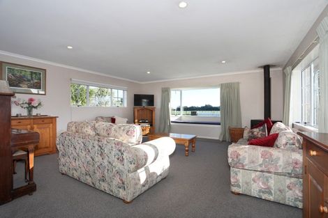 Photo of property in 104 Kelvin Grove Road, Kelvin Grove, Palmerston North, 4414