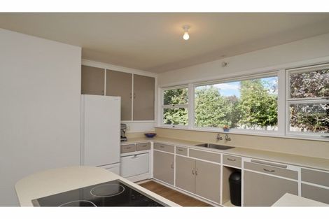 Photo of property in 80 Avonhead Road, Avonhead, Christchurch, 8042