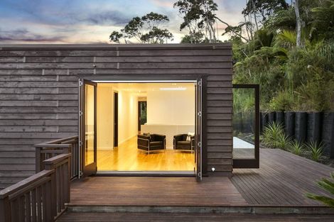 Photo of property in 231c Huia Road, Titirangi, Auckland, 0604