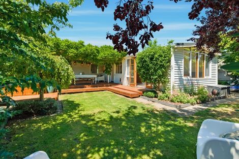 Photo of property in 42 Middlepark Road, Sockburn, Christchurch, 8042