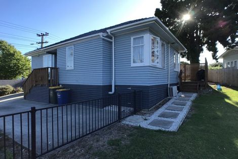 Photo of property in 379a West Coast Road, Glen Eden, Auckland, 0602